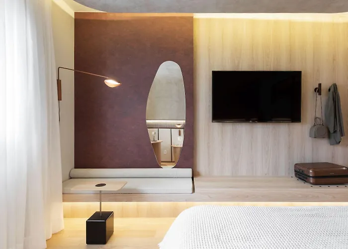 Qoya Hotel Curitiba, Curio Collection By Hilton
