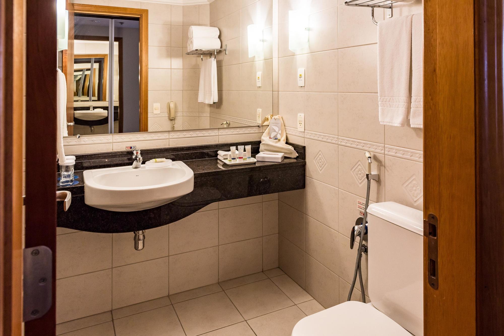 Qoya Curitiba, Curio Collection By Hilton