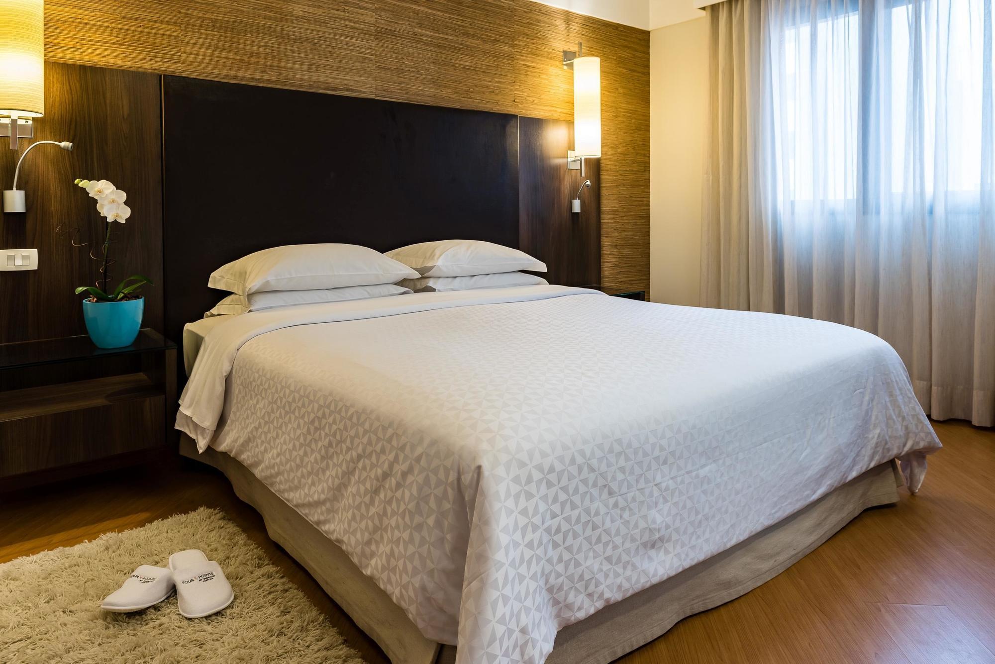 Hotel Qoya Curitiba, Curio Collection By Hilton