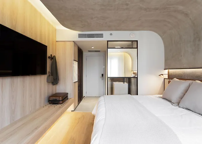 Qoya Hotel Curitiba, Curio Collection By Hilton
