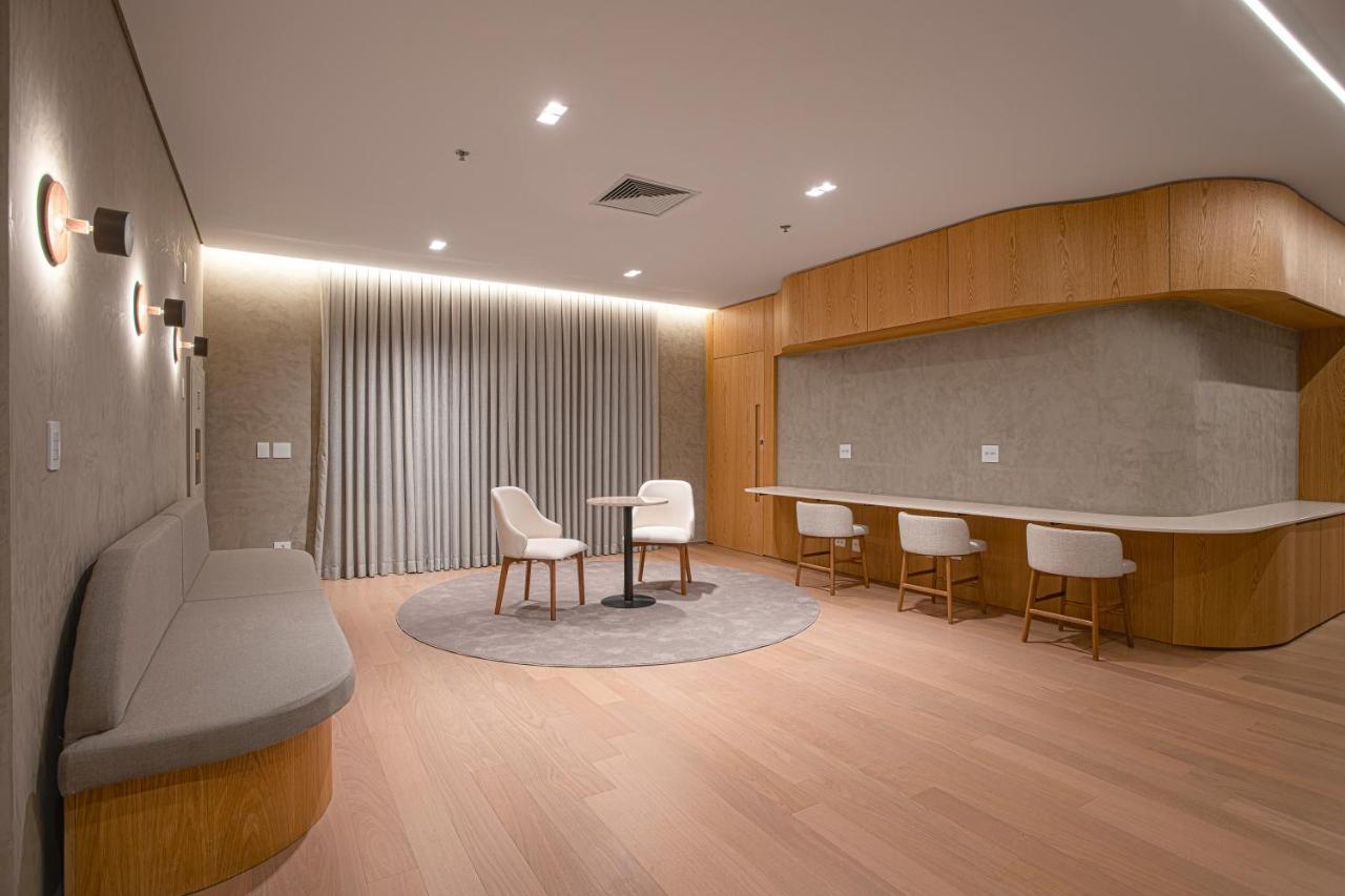 Qoya Curitiba, Curio Collection By Hilton Hotel