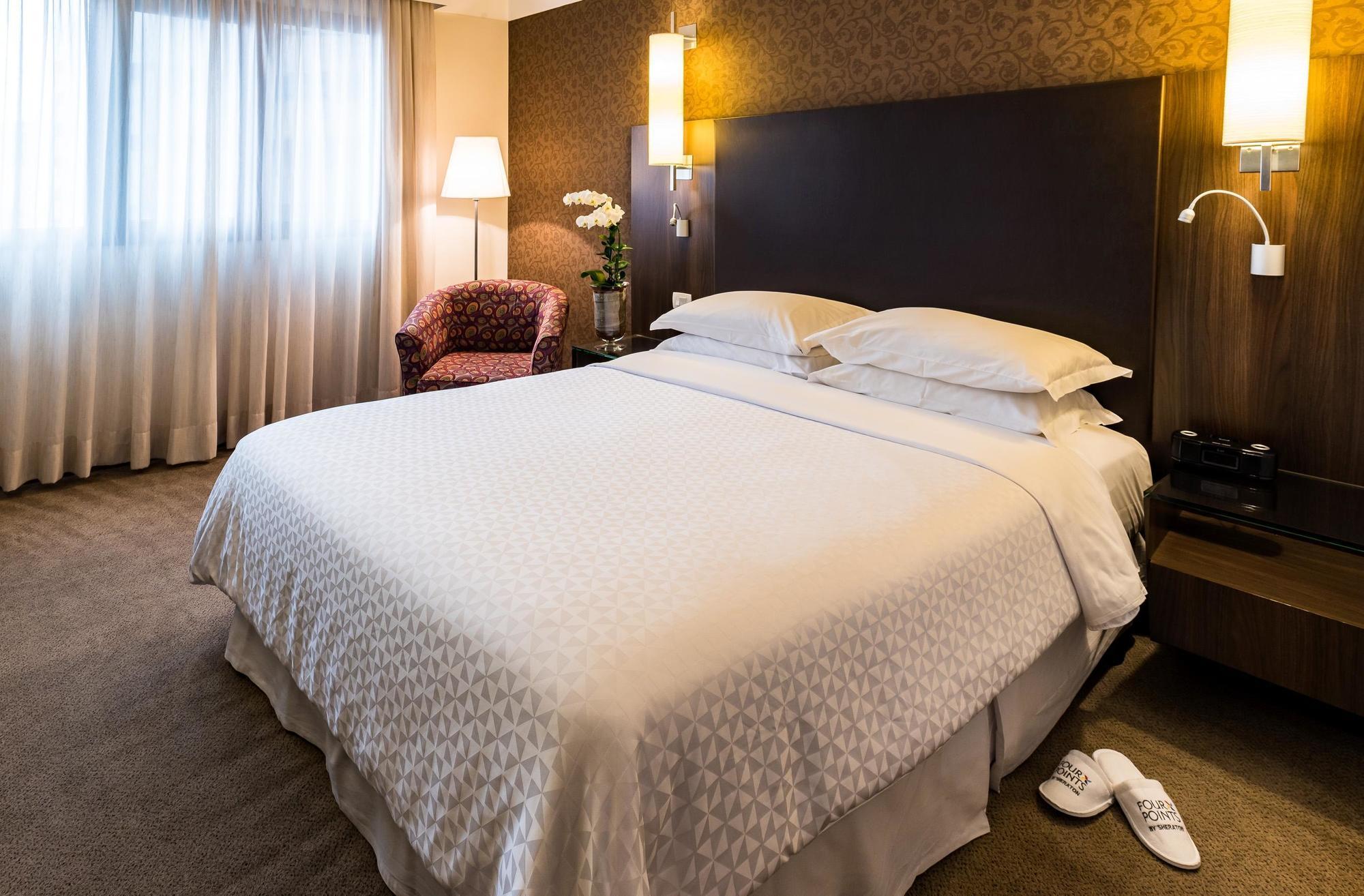 Hotel Qoya Curitiba, Curio Collection By Hilton 5*